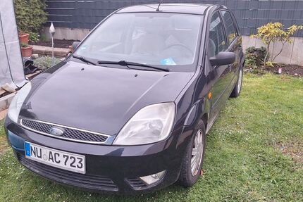 Ford Fiesta 211.000 km 550 &euro; Vöhringen (Iller) 89269