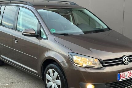 VW Touran 220.000 km 6.800 € Neu-Ulm 89231