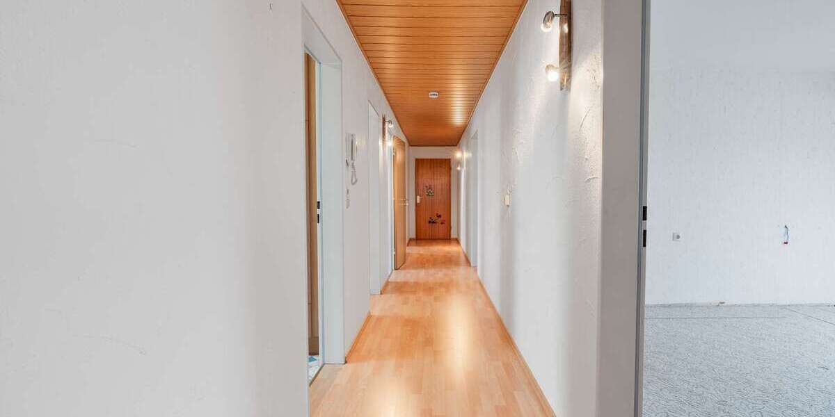 Etagenwohnung Neu-Ulm / Pfuhl Pfuhl - 4 Zimmer, 90 m&sup2;, 299.000&euro; | Angebot:24990630