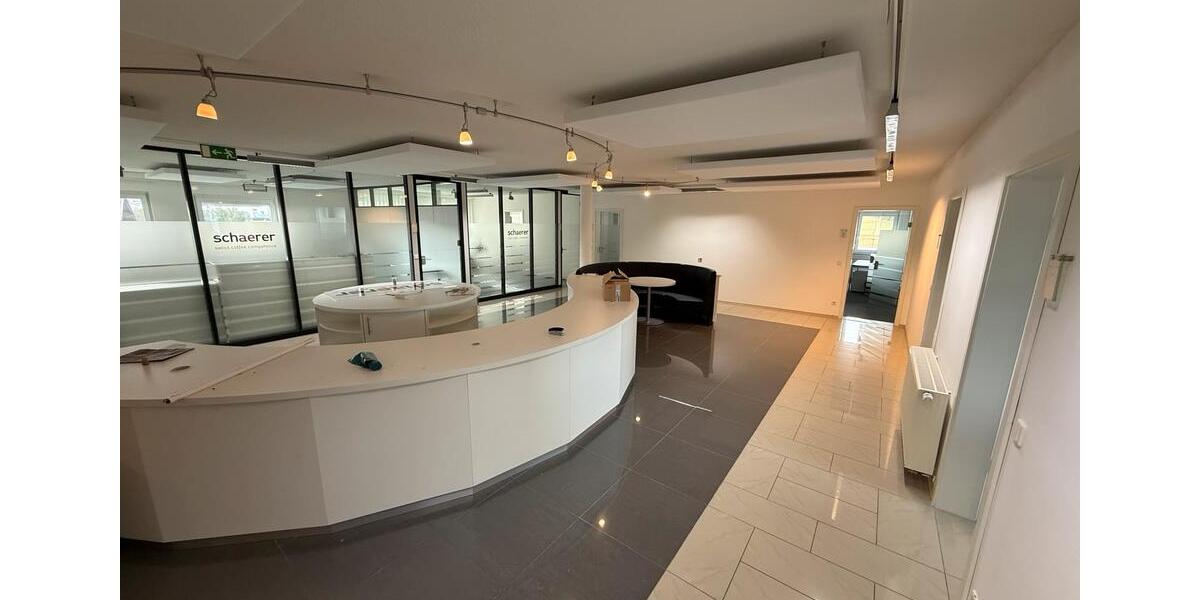 Gewerbeflächen Büros Ausstellungsflächen in Urspring an B10 zimmer