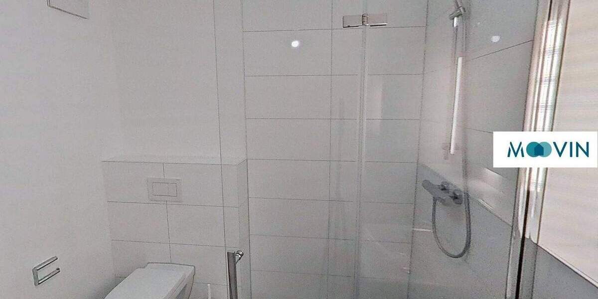 Exklusive 2-Zimmer-Wohnung mit Balkon und EBK im 