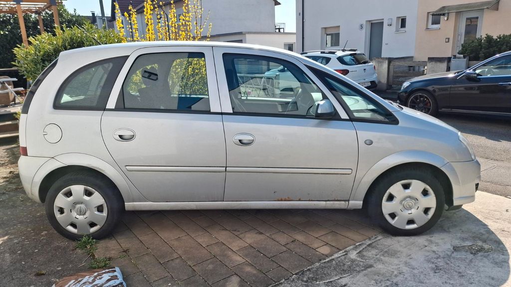 Opel Meriva 120.000 km 1.250 &euro; Neu-Ulm 89233