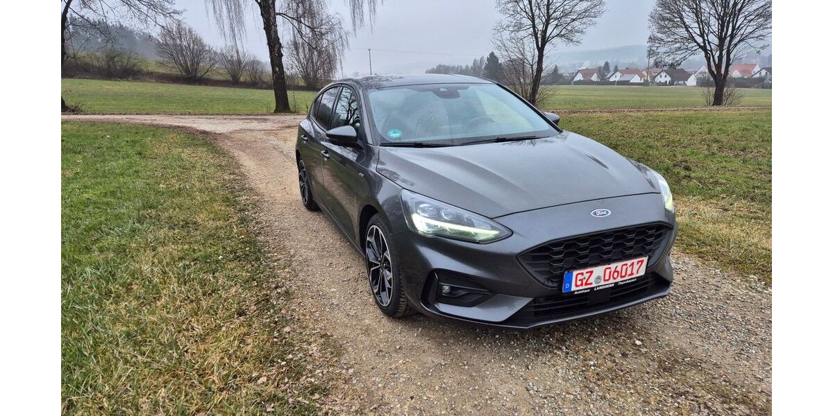 Ford Focus 88.000 km 13.900 &euro; Ried 89358