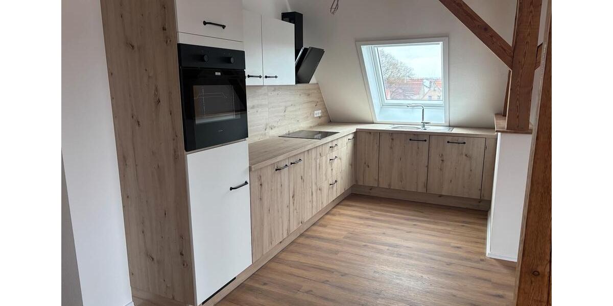 Dachgeschoßwohnung Ehingen (Donau) - 4 Zimmer, 106 m&sup2;, 990&euro; | Angebot:25405938