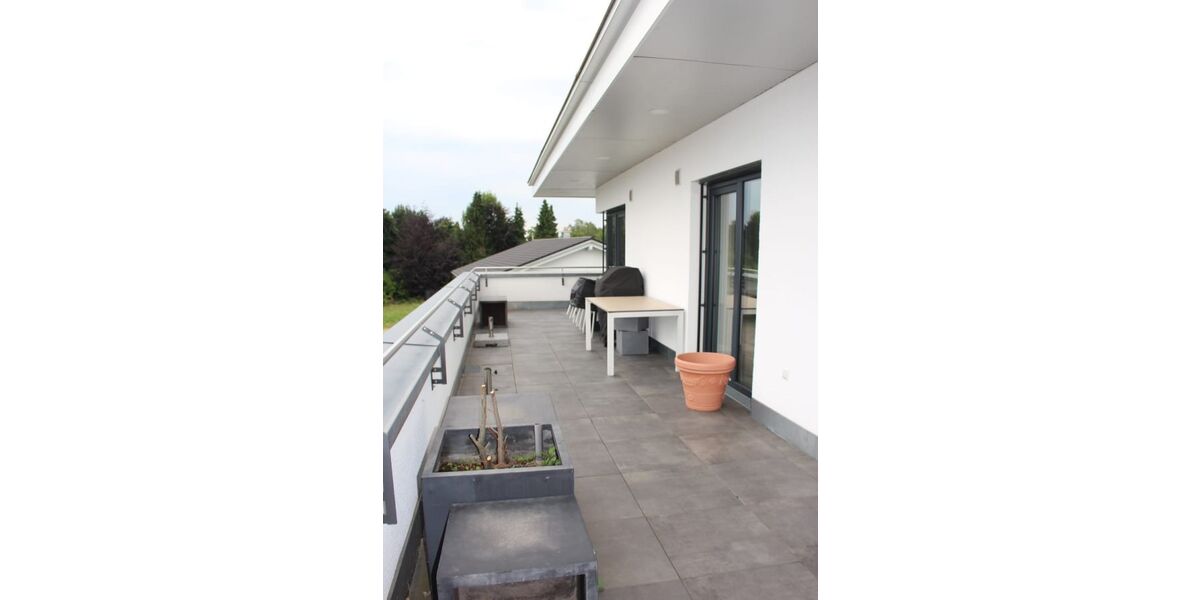 Provisionsfrei* Moderne 4 Zimmer Penthousewohnung mit großer Dachterrasse in Illertissen - Einfamilienhaus Illertissen | Angebot:26594409