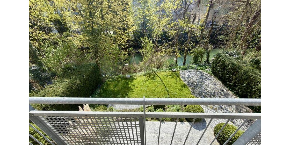 Etagenwohnung Neu-Ulm Ludwigsfeld - 4.5 Zimmer, 168 m&sup2;, 2.500&euro; | Angebot:26393674