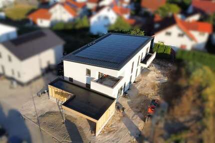 Haus Nellingen - 5 Zimmer, 130 m&sup2;, 1.800&euro; | Angebot:26890609