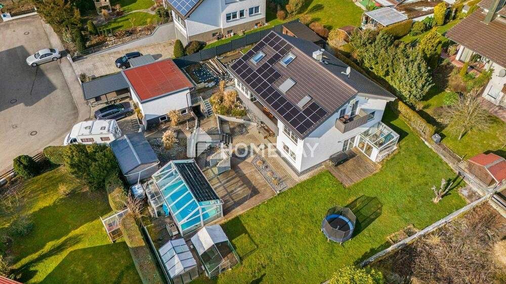 Einfamilienhaus Illertissen Tiefenbach - 7 Zimmer, 267 m&sup2;, 1.150.000&euro; | Angebot:25604364