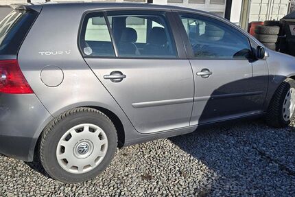 VW Golf 216.000 km 3.490 € Dornstadt 89160