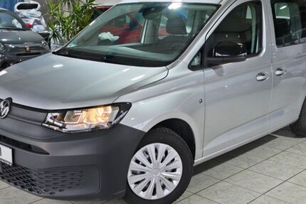 VW Caddy 158.000 km 16.999 &euro; Ichenhausen 89335