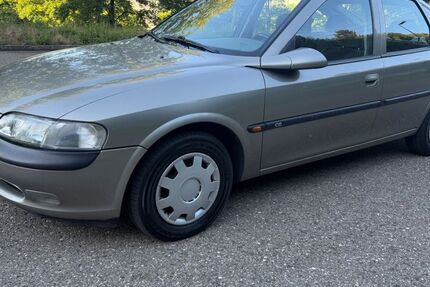Opel Vectra 80.000 km 3.850 &euro; Amstetten 73340