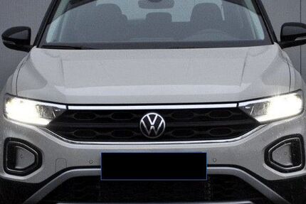 VW T-Roc 7.447 km 24.038 € Ulm 89079