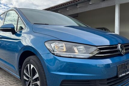 VW Touran 63.374 km 23.490 € Ichenhausen 89335