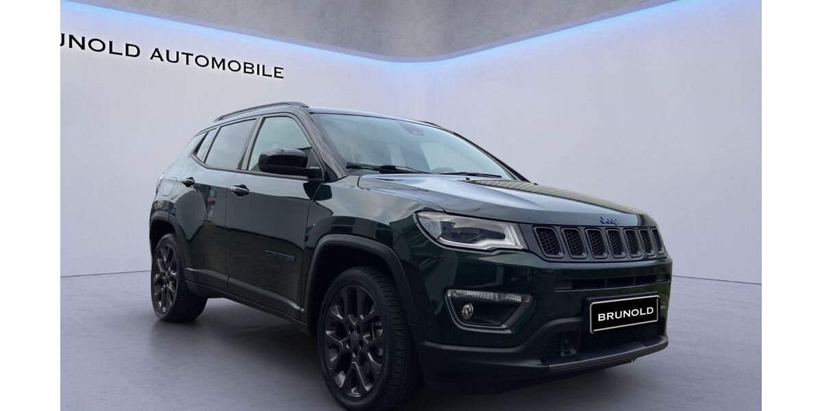 Jeep Compass 17.000 km 24.900 € Ulm 89081