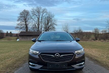 Opel Insignia 133.000 km 9.880 &euro; Günzburg 89312