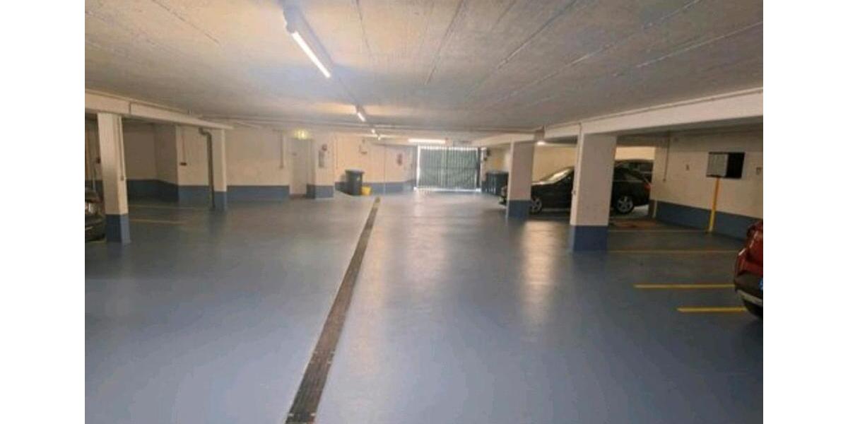 Sonnige und helle 3 Zi. Wohnung mit Südwest Balkon 3 zimmer