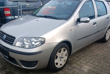 Fiat Punto 155.000 km 750 &euro; Neu-Ulm 89231