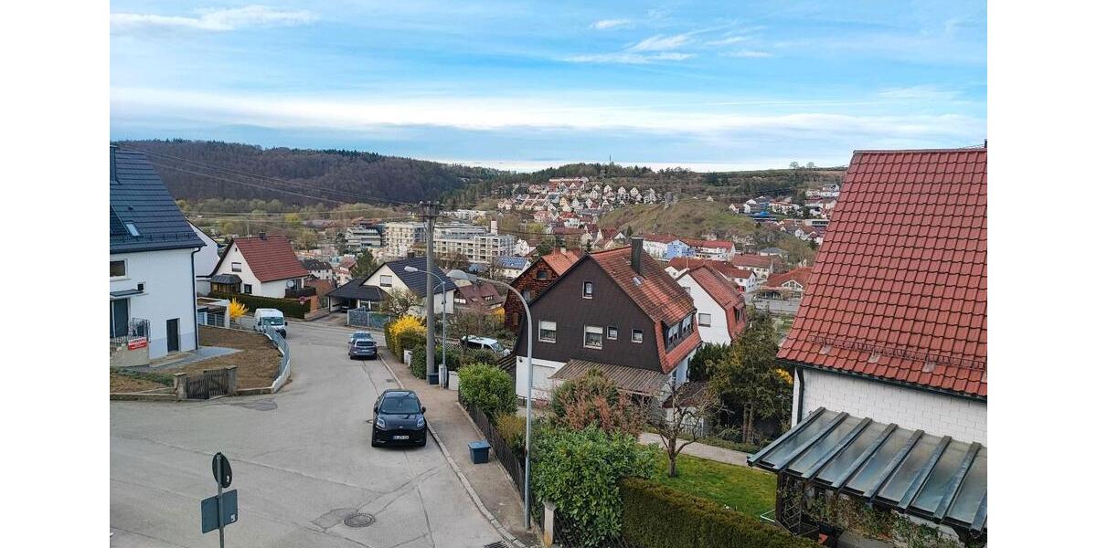 Etagenwohnung Blaustein - 5 Zimmer, 145 m&sup2;, 600&euro; | Angebot:26366212