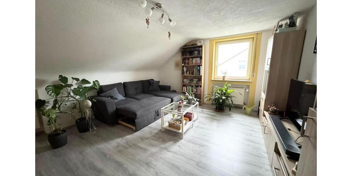 Dachgeschoßwohnung Illertissen - 3.5 Zimmer, 74 m&sup2;, 255.000&euro; | Angebot:26151779