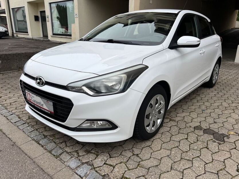 i20