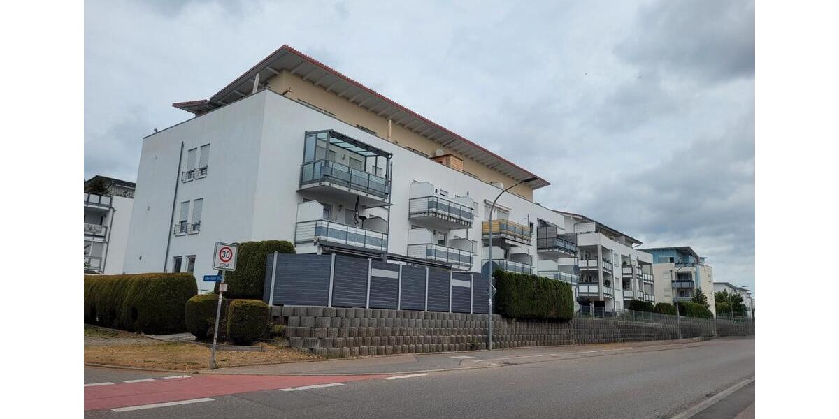 Etagenwohnung Ehingen (Donau) - 3 Zimmer, 79 m&sup2;, 295.000&euro; | Angebot:27081111