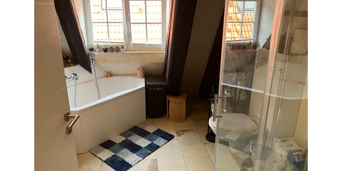 Dachgeschoßwohnung Ulm - 5 Zimmer, 160 m&sup2;, 1.690&euro; | Angebot:26502005