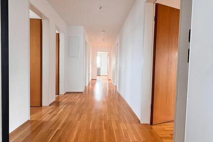 Wohnung Neu-Ulm Burlafingen - 4 Zimmer, 96 m&sup2;, 1.380&euro; | Angebot:27579064