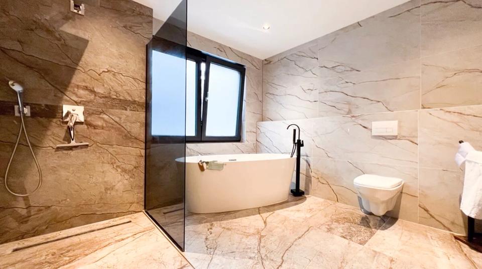 Einfamilienhaus Langenau - 8 Zimmer, 238 m&sup2;, 800.000&euro; | Angebot:26567946