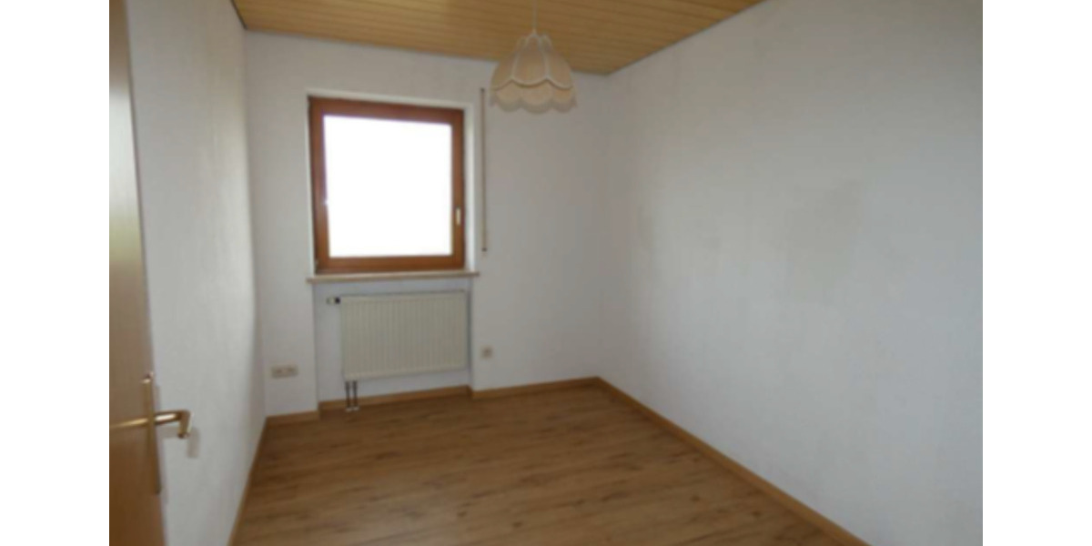 Erdgeschoßwohnung Langenau - 3 Zimmer, 110 m&sup2;, 1.300&euro; | Angebot:25414410