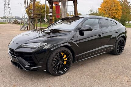 Lamborghini Urus 9.800 km 284.900 &euro; Ulm 89081