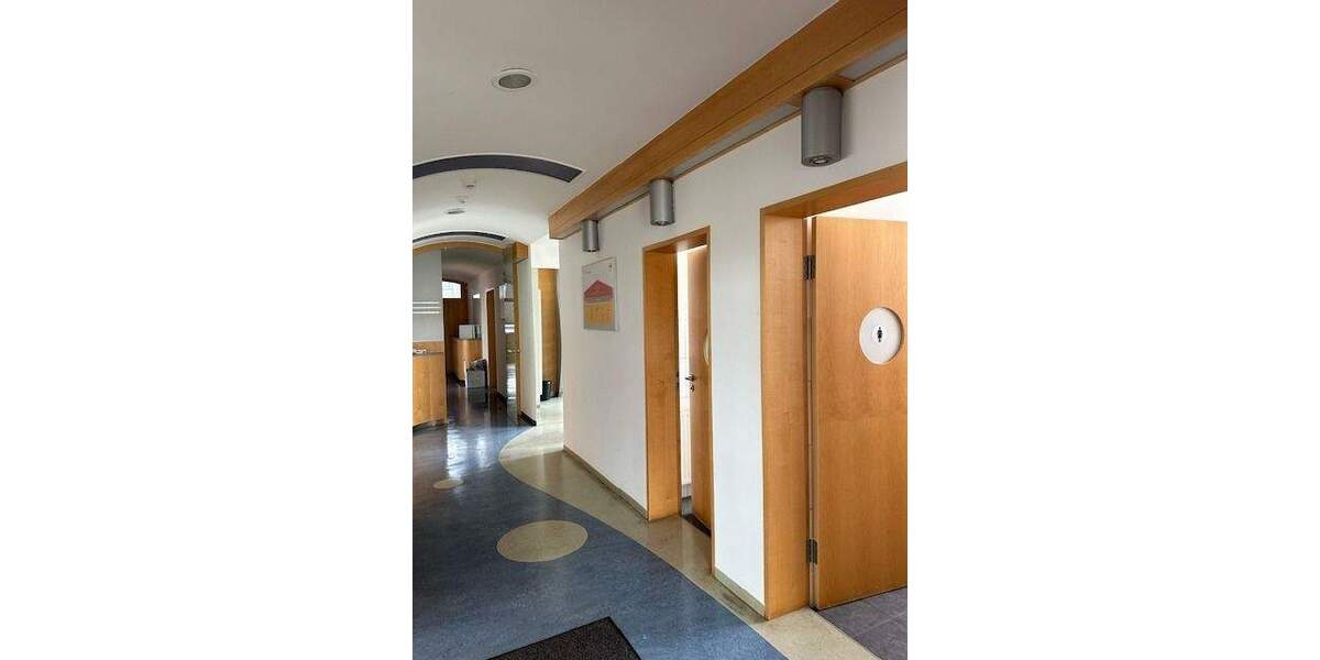 5 Zimmer mit ca. 213 8 zimmer