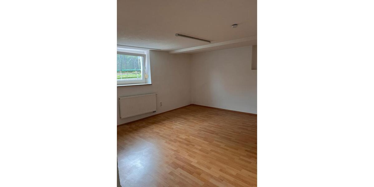 Etagenwohnung Blaustein - 3 Zimmer, 75 m&sup2;, 1.200&euro; | Angebot:26440292