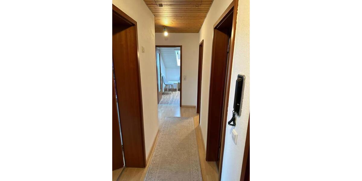 Dachgeschoßwohnung Ulm Donautal - 2 Zimmer, 63 m&sup2;, 999&euro; | Angebot:26375262