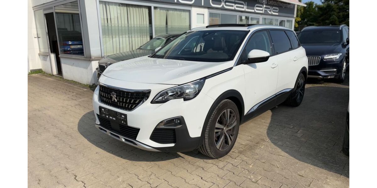 Peugeot 5008 116.000 km 16.990 € Ulm-Jungingen 89081