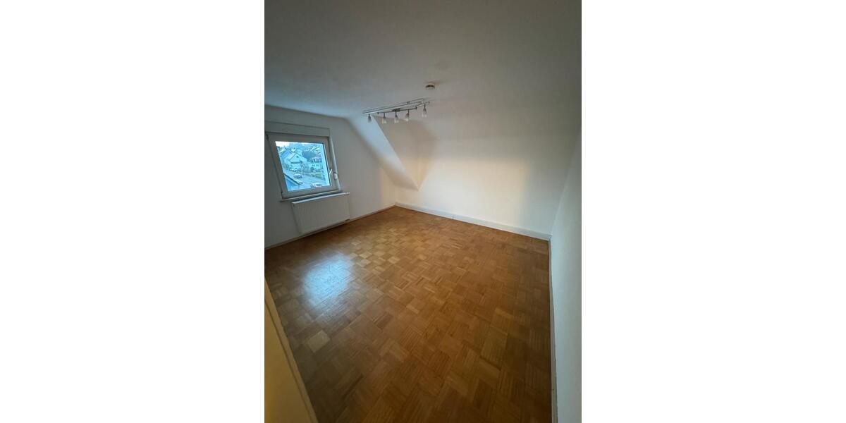Etagenwohnung Erbach - 3 Zimmer, 63 m&sup2;, 800&euro; | Angebot:25357674