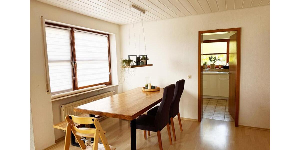 Attraktive Doppelhaushälfte mit 4,5 Zimmern in Oberdischingen 4.5 zimmer