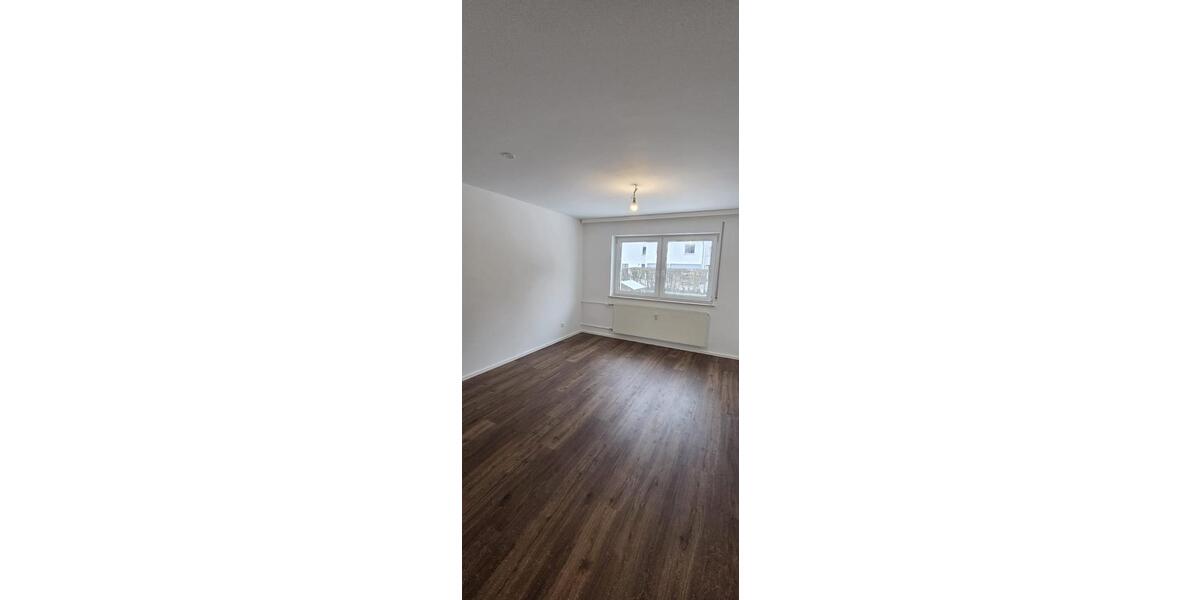Etagenwohnung Blaustein - 4 Zimmer, 85 m&sup2;, 1.300&euro; | Angebot:26133498