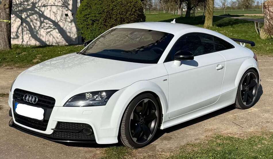 TT