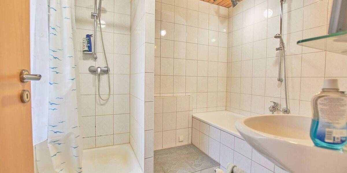 Mehrfamilienhaus, Wohnhaus Schelklingen - 4 Zimmer, 107 m&sup2;, 189.000&euro; | Angebot:25696221