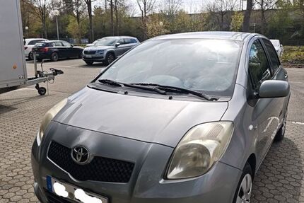 Toyota Yaris 227.600 km 2.800 &euro; Ulm 89075