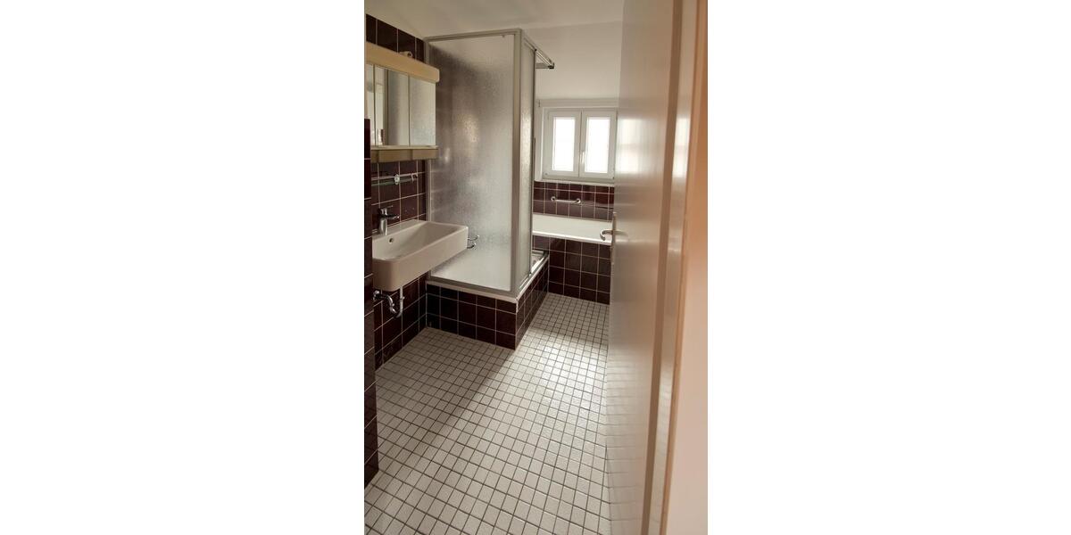 Etagenwohnung Langenau - 5 Zimmer, 135 m&sup2;, 2.000&euro; | Angebot:26297558