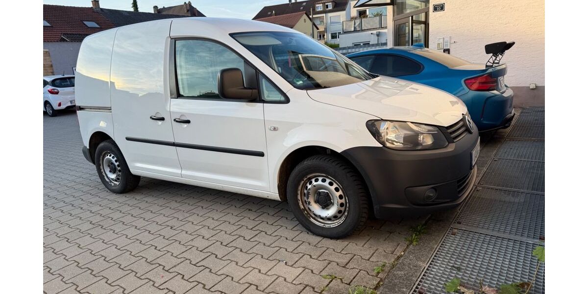 VW Caddy 113.000 km 5.950 &euro; Günzburg 89312