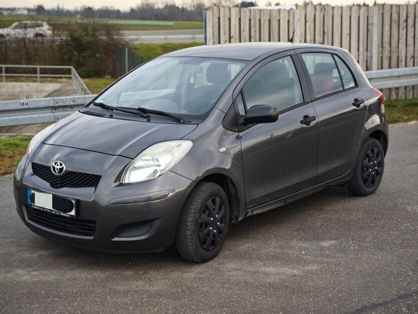 Yaris