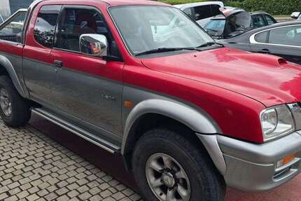 Mitsubishi L200 233.000 km 9.999 &euro; Weißenhorn 89264