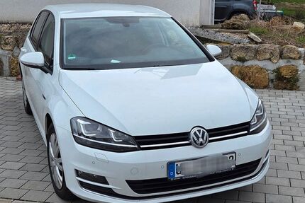 VW Golf 123.700 km 9.500 &euro; Kuchen 73329