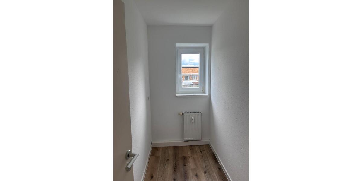 Hochparterre Ulm Donautal - 2.5 Zimmer, 73 m&sup2;, 763&euro; | Angebot:26654949