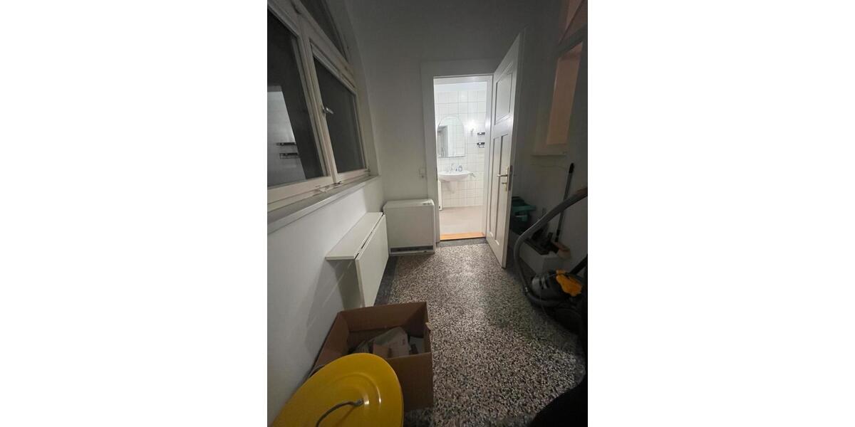 Dachgeschoßwohnung Ulm - 13 Zimmer, 112 m&sup2;, 645&euro; | Angebot:25716802