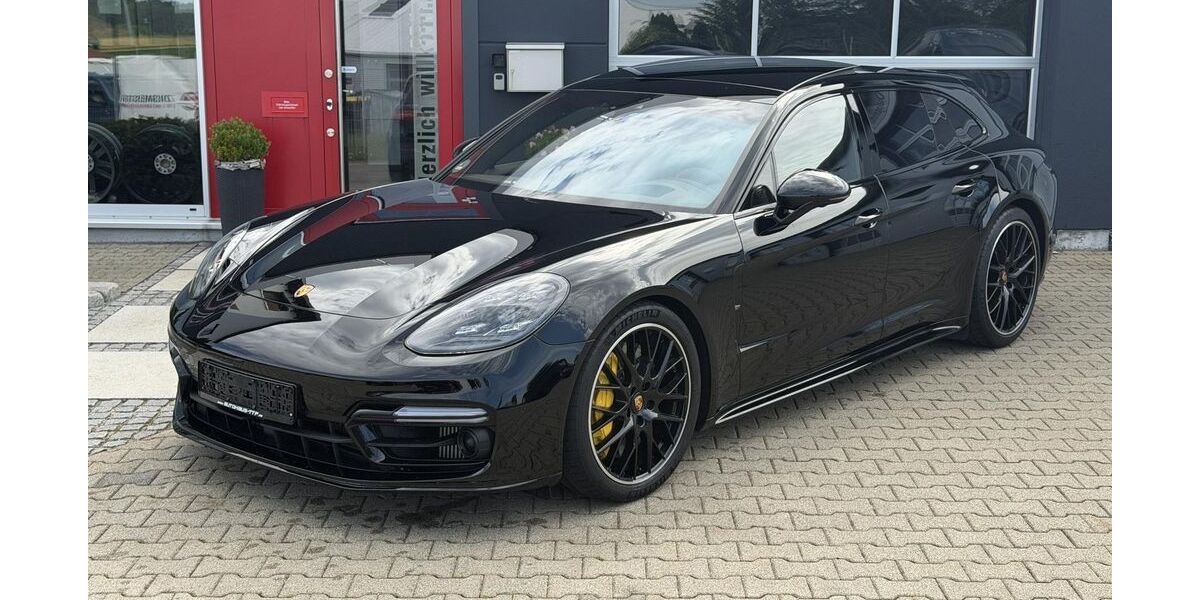 Porsche Panamera 18.000 km 149.400 &euro; Heroldstatt 72535