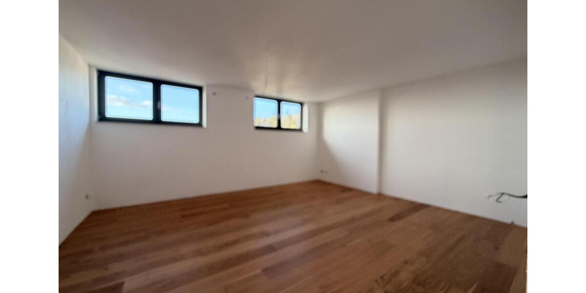 Dachgeschoßwohnung Elchingen Oberelchingen - 4 Zimmer, 133 m&sup2;, 2.000&euro; | Angebot:26359362