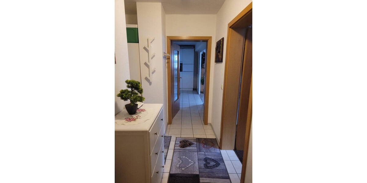Etagenwohnung Ichenhausen - 3 Zimmer, 77 m&sup2;, 235.000&euro; | Angebot:26763652
